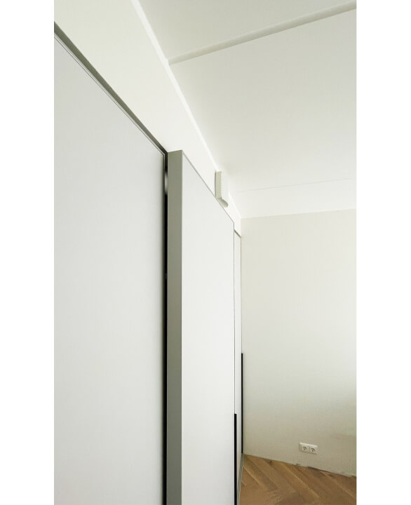 111 lükanduksed peidetud üla siiniga