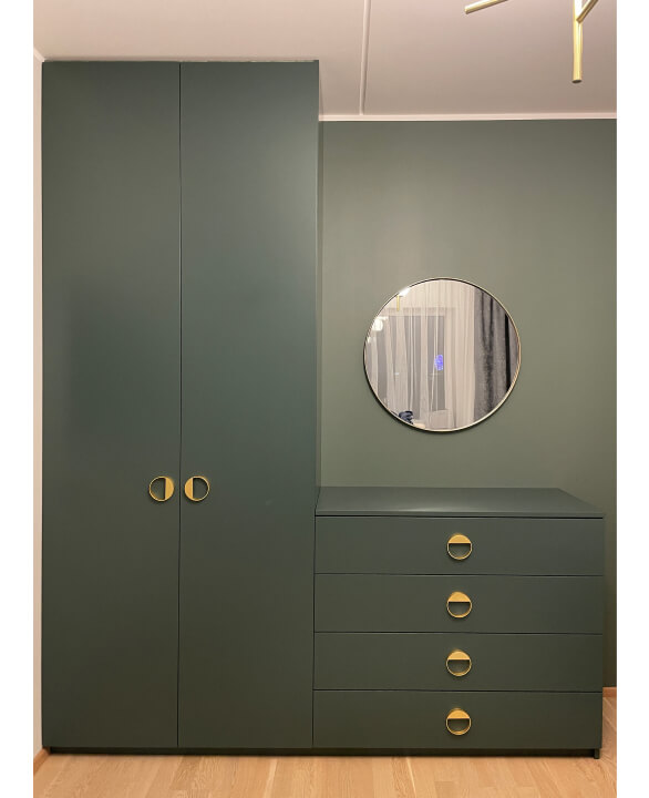 13 sisseehitattud kapp käändustega