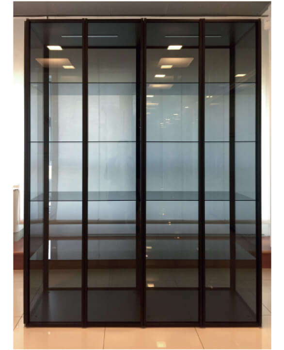 18 sisseehitatud kapp klaas käändustega