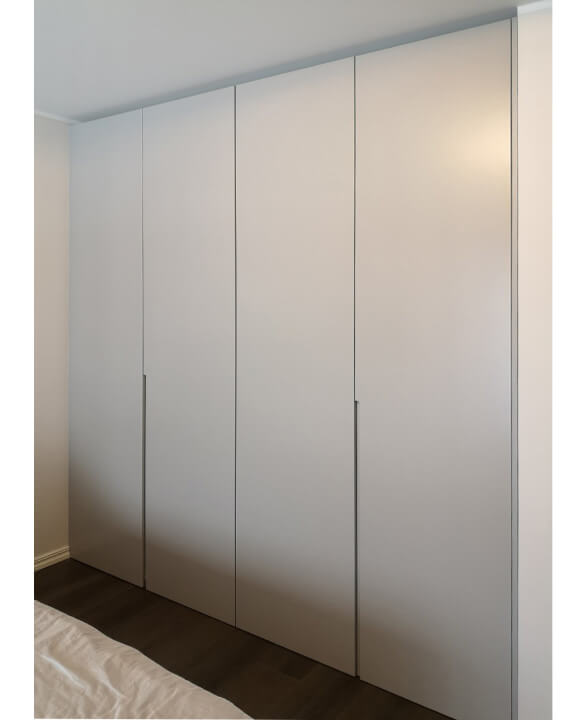 3 sisseehitatud kapp